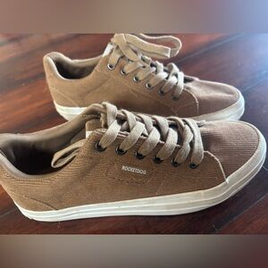 Rocket Dog Men's Brown Corduroy Sneakers